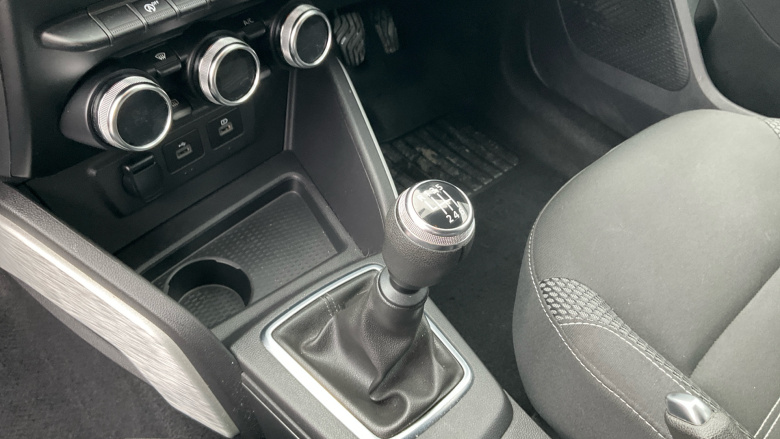 Dacia Duster 1.0 TCe 100 Prestige 5dr Bi Fuel Estate